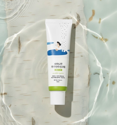 Round Lab Birch Juice Moisturizing Mild-Up Sunscreen SPF 50+ PA++++